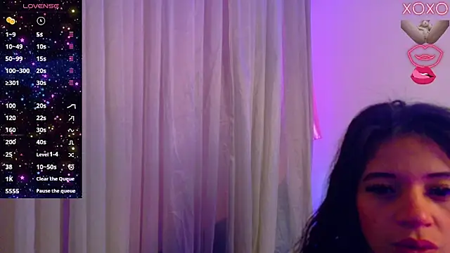 Snapshot of angelie_3 chatting on 10/09/25, 11:44 angelie 3 online show from 10/09/25, 11:44