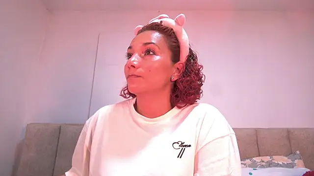 amber demons2021 online show from 01/06/26, 09:52