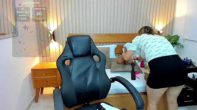 luciana ballesteros  online show from 04/14/26, 12:21