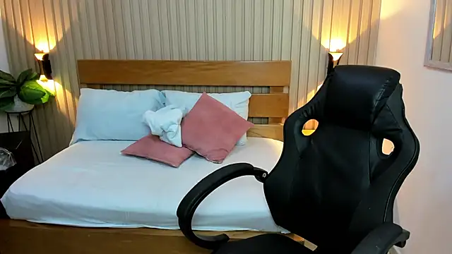 Snapshot of luciana_ballesteros_ chatting on 01/17/26, 12:09 luciana ballesteros online show from 01/17/26, 12:09