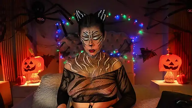 RamonaSimons online show from 10/30/25, 08:06