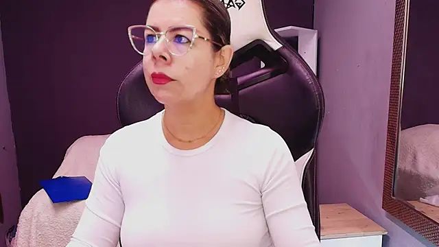 RamonaSimons online show from 11/13/25, 05:39