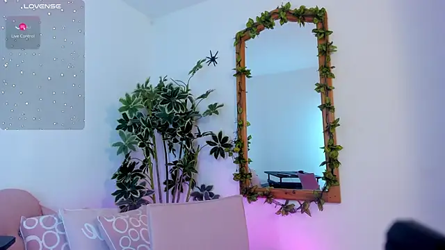 FaloonRoussel online show from 11/07/25, 12:48