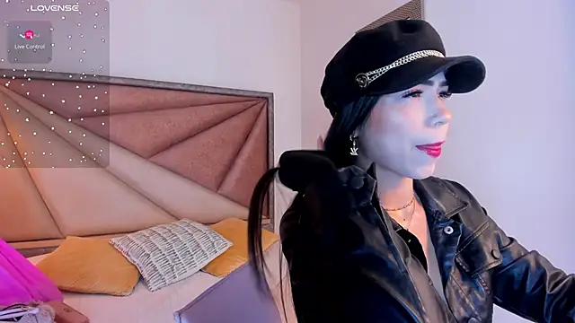 FaloonRoussel online show from 12/18/25, 12:05