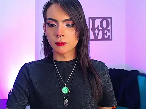 lilithnyx333 online show from 04/21/26, 06:53