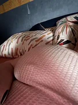 poussychats online show from 02/19/25, 08:44