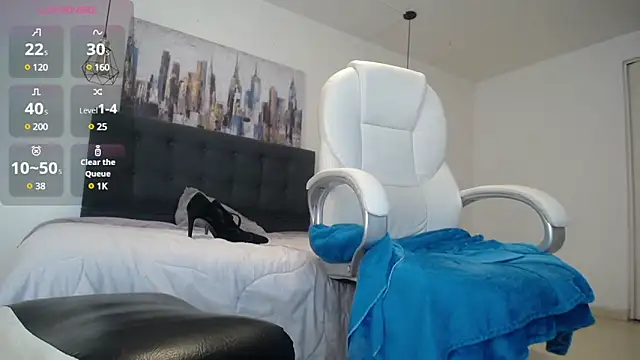 ghostwoman online show from 03/12/25, 04:46