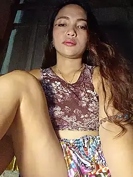 Snapshot of prettybella4u chatting on 06/06/26, 01:33 prettybella4u online show from 06/06/26, 01:33