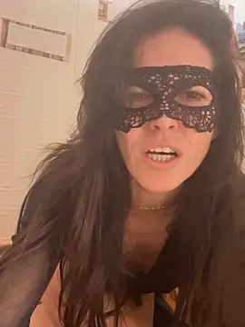 EmySkinny85 online show from 12/22/25, 08:53