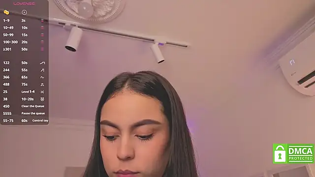 Snapshot of Aleejaa__ chatting on 10/03/25, 12:06 Aleejaa online show from 10/03/25, 12:06