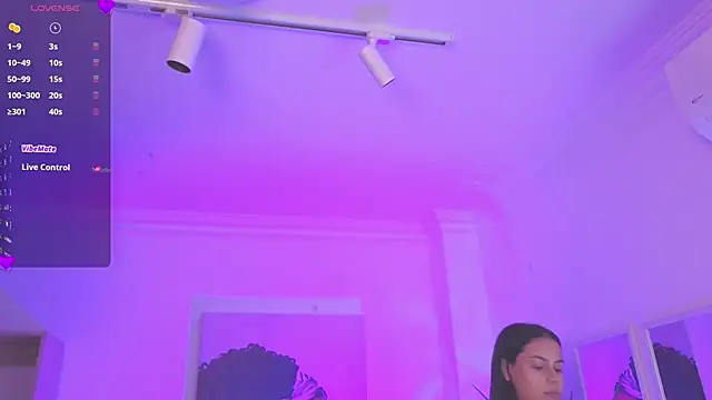 Snapshot of Aleejaa__ chatting on 12/01/25, 11:22 Aleejaa online show from 12/01/25, 11:22