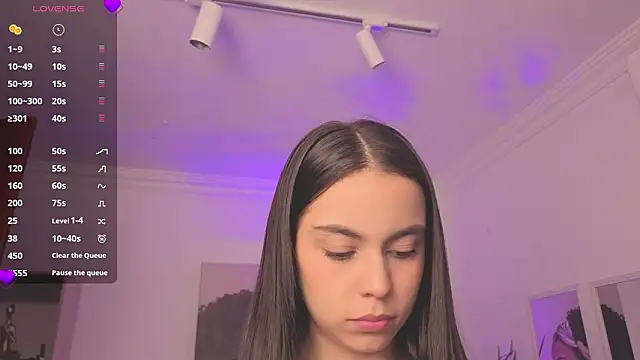 Aleejaa   online show from 03/26/26, 11:30