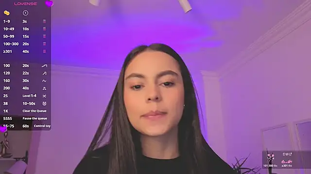Aleejaa   online show from 06/04/26, 11:37