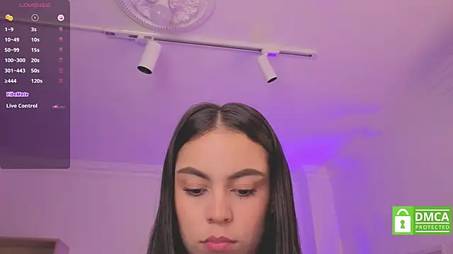 Snapshot of Aleejaa__ chatting on 10/17/25, 11:45 Aleejaa online show from 10/17/25, 11:45