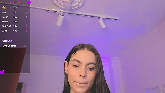 Aleejaa   online show from 04/05/26, 11:28