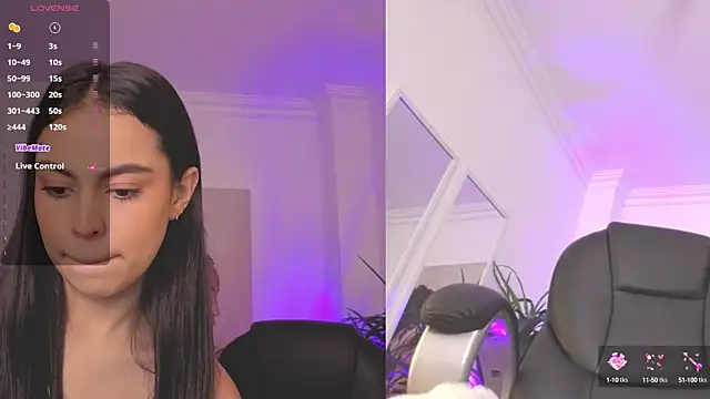 Snapshot of Aleejaa__ chatting on 10/22/25, 11:53 Aleejaa online show from 10/22/25, 11:53