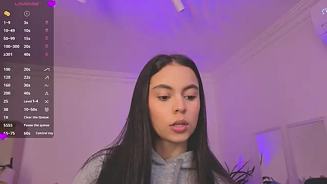 Aleejaa   online show from 06/10/26, 11:33