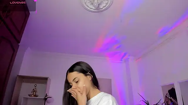 Snapshot of Aleejaa__ chatting on 03/15/25, 11:40 Aleejaa online show from 03/15/25, 11:40