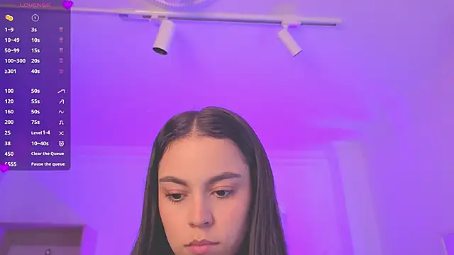 Snapshot of Aleejaa__ chatting on 11/26/25, 11:43 Aleejaa online show from 11/26/25, 11:43