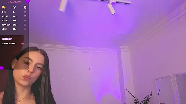 Aleejaa   online show from 04/11/26, 11:36