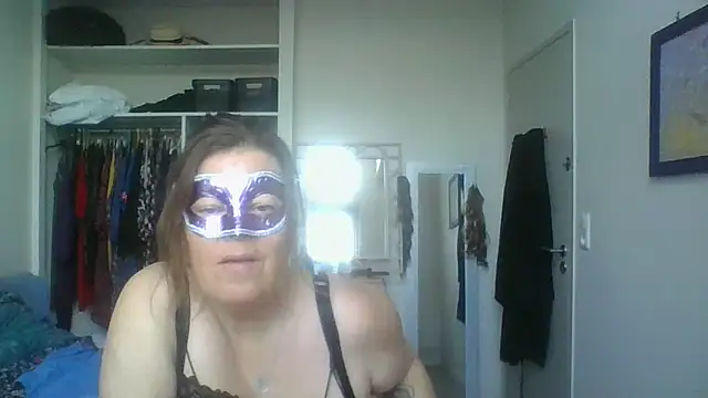 Snapshot of blueblush chatting on 02/21/25, 07:56 blueblush online show from 02/21/25, 07:56
