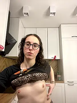 MartiniiSelenna online show from 01/17/26, 06:50