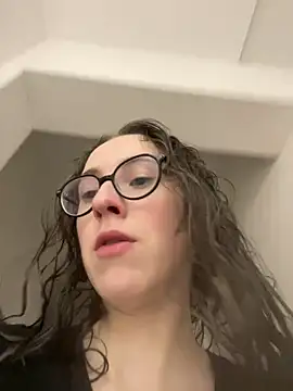 MartiniiSelenna online show from 02/04/26, 06:41