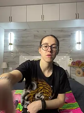 MartiniiSelenna online show from 05/20/26, 05:59