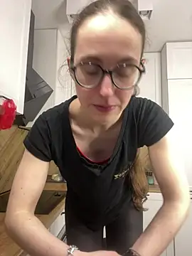 MartiniiSelenna online show from 04/21/26, 05:47