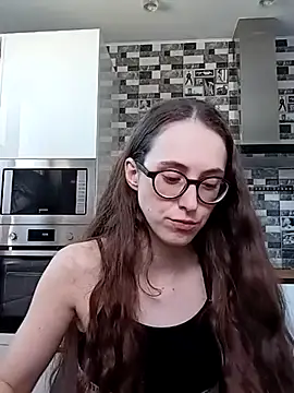 Snapshot of MartiniiSelenna chatting on 03/20/25, 11:49 MartiniiSelenna online show from 03/20/25, 11:49