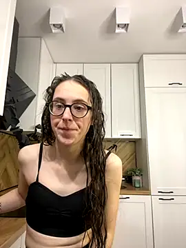 Snapshot of MartiniiSelenna chatting on 11/02/25, 07:02 MartiniiSelenna online show from 11/02/25, 07:02