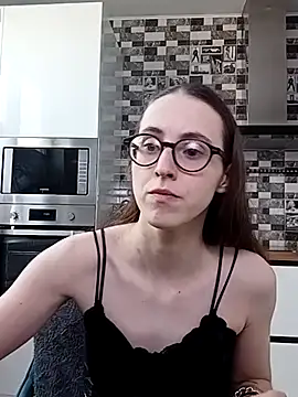 Snapshot of MartiniiSelenna chatting on 03/19/25, 09:38 MartiniiSelenna online show from 03/19/25, 09:38