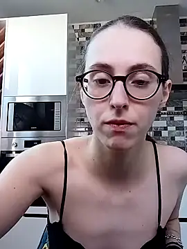 Snapshot of MartiniiSelenna chatting on 03/22/25, 06:54 MartiniiSelenna online show from 03/22/25, 06:54