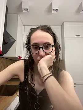 MartiniiSelenna online show from 02/21/26, 06:48