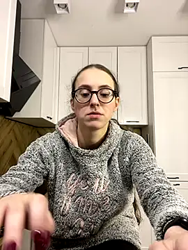 Snapshot of MartiniiSelenna chatting on 10/09/25, 05:41 MartiniiSelenna online show from 10/09/25, 05:41