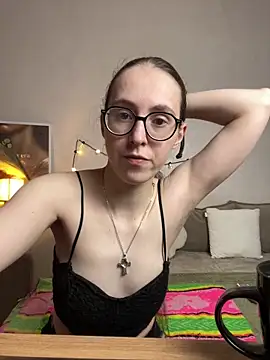 MartiniiSelenna online show from 05/17/26, 05:51