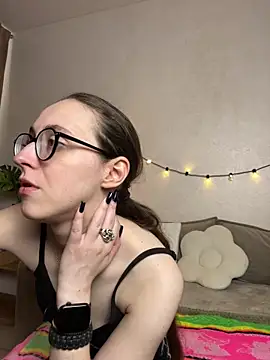 MartiniiSelenna online show from 05/13/26, 05:58