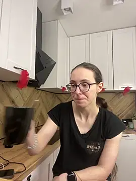 MartiniiSelenna online show from 04/08/26, 05:53