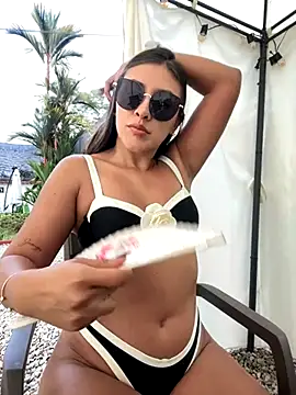 Rose-euphoria online show from 09/11/25, 01:22