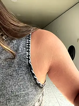 Rose-euphoria online show from 10/15/25, 02:03