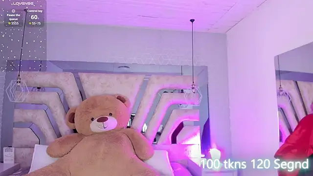 AngelineHeet online show from 12/19/25, 11:07