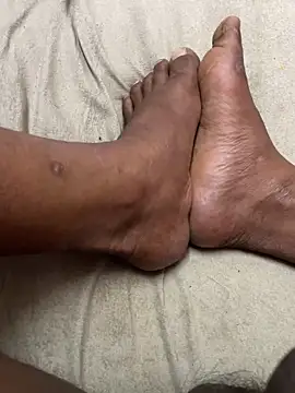 Snapshot of Yours_Teluguboii chatting on 02/05/26, 05:03 Yours Teluguboii online show from 02/05/26, 05:03