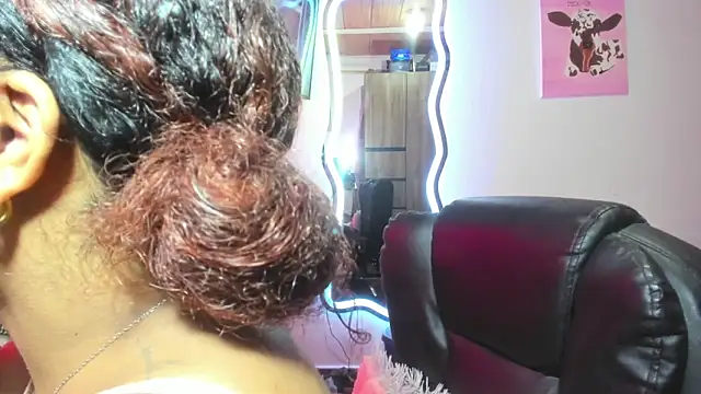 Snapshot of ladyrd1 chatting on 01/10/26, 08:48 ladyrd1 online show from 01/10/26, 08:48