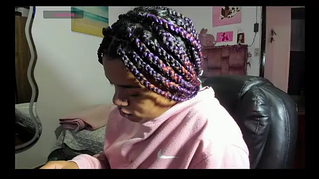 ladyrd1 online show from 10/24/25, 02:05