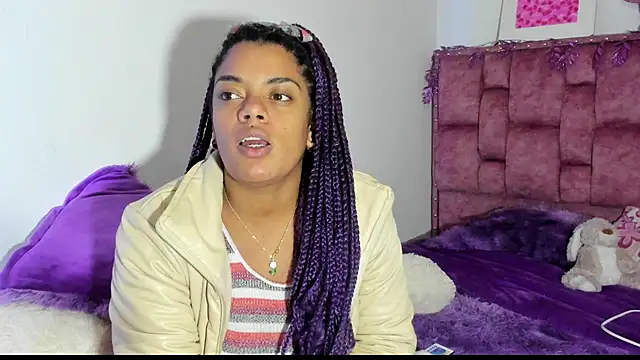 ladyrd1 online show from 10/11/25, 06:58