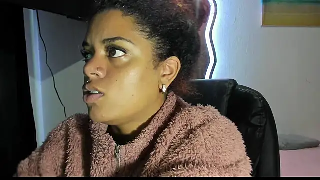 ladyrd1 online show from 09/25/25, 03:56