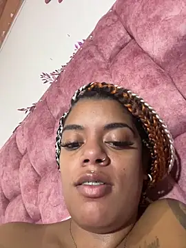 Snapshot of ladyrd1 chatting on 02/03/26, 06:40 ladyrd1 online show from 02/03/26, 06:40