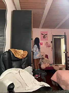 ladyrd1 online show from 11/06/25, 02:54