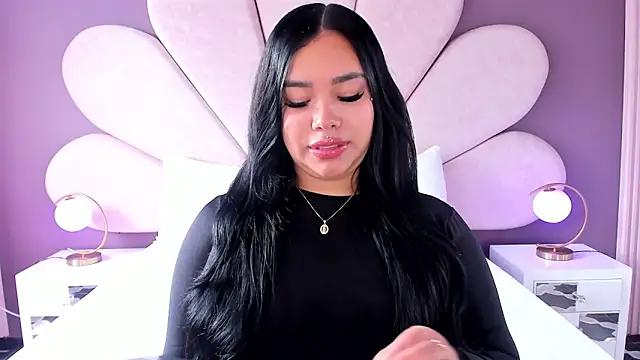 MarianaGarciaa   online show from 02/18/26, 06:59