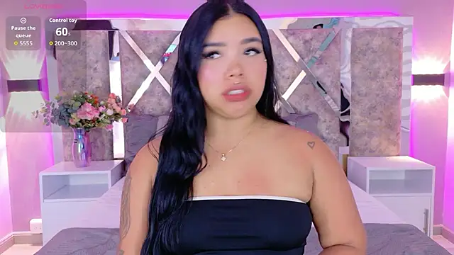 MarianaGarciaa   online show from 03/05/26, 06:48